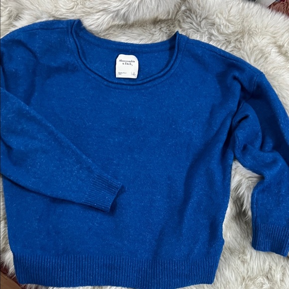 Abercrombie & Fitch Women's Vibrant Blue Crew Neck Sweater - Picture 5 of 6